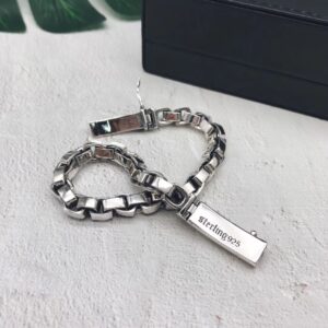 Men's And Women's Fashion Glossy Thai Silver Bracelet